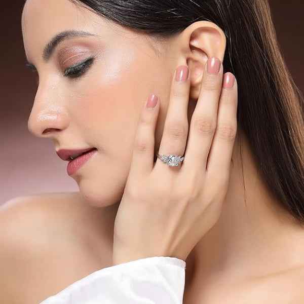 Elegant Adjustable Solitaire Ring - Sparkling Cubic Zirconia Jewelry