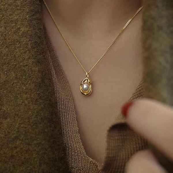 Baroque Pearl Necklace in Gold - Organic Teardrop Pearl Pendant
