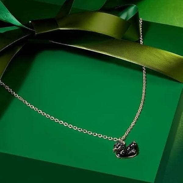 Dainty Rose Gold Black Swan Necklace | Enamel Animal Charm - LA Miraya