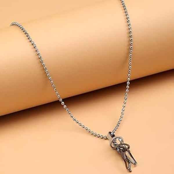 Couples Hug Necklace: Matching Pendant for Soulmates & Best Friends