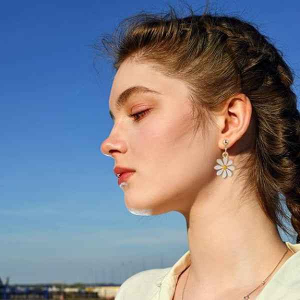 Daisy Flower Drop Earrings | 14k Gold Plated Floral Fashion Jewelry