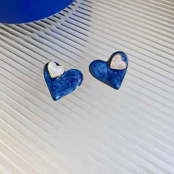 Chic Enamel Heart Studs: Blue Gold Two-Tone Jewelry for Women