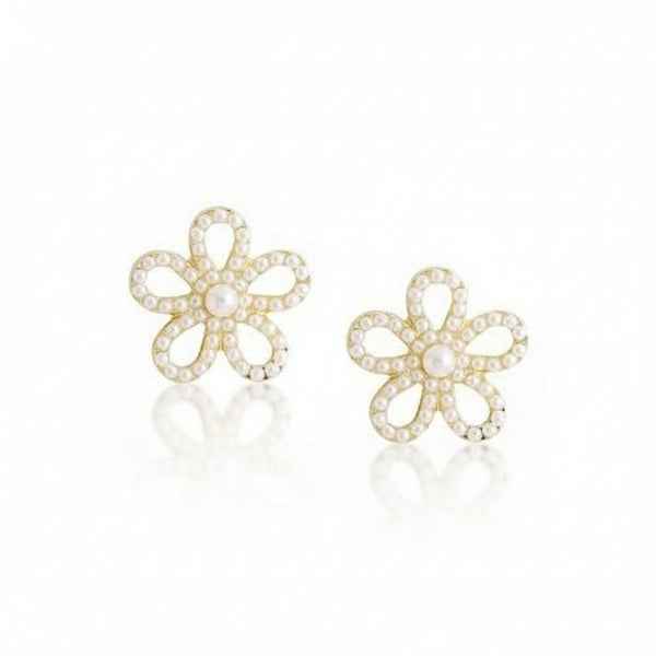 Chic Faux Pearl Flower Stud Earrings | Elegant Daisy Jewelry