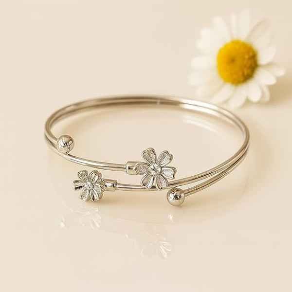 Floral Silver Bangle Bracelet with Daisy Filigree and Antique Finish