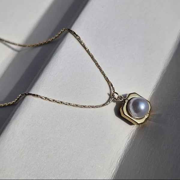 Chic Geometric Pearl Pendant Necklace | Modern Gold Plated Jewelry