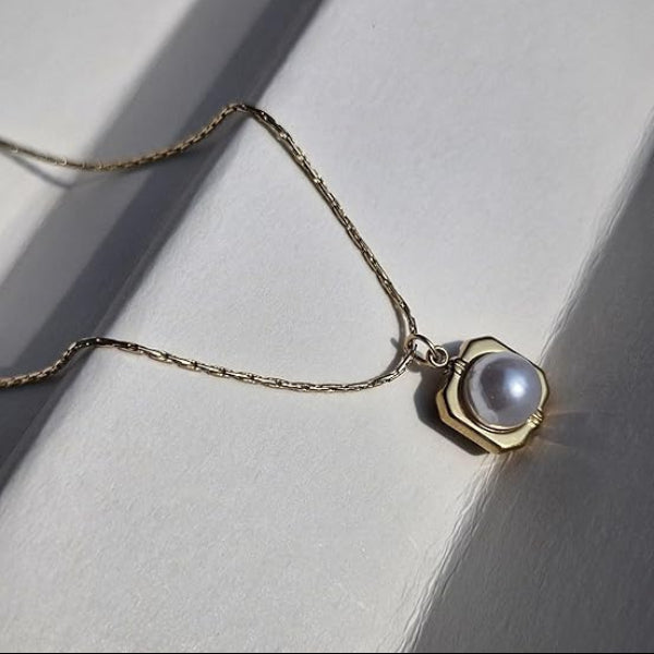 Chic Geometric Pearl Pendant Necklace | Modern Gold Plated Jewelry
