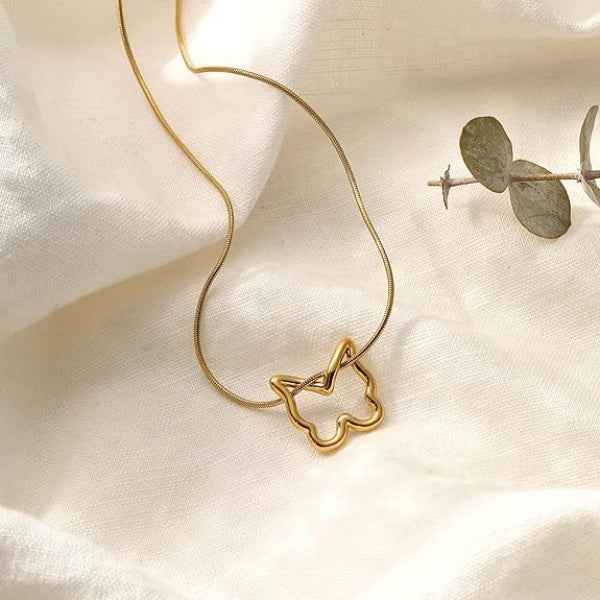 Chic Gold Butterfly Pendant Necklace | Dainty Minimalist Charm Jewelry