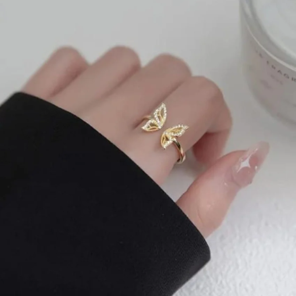 Radiant Gold Plated Butterfly Ring - Shimmering Marquise Crystal Finger Ring