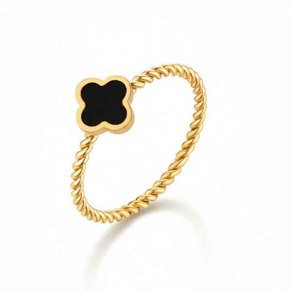 Stunning Gold Clover Ring with a Twisted Band and Black Quatrefoil