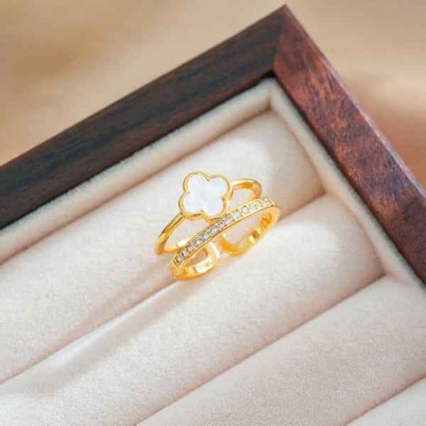 Radiant Gold Clover Ring - Luxury White Quatrefoil Double Band Ring