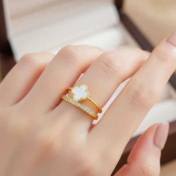 Radiant Gold Clover Ring - Luxury White Quatrefoil Double Band Ring