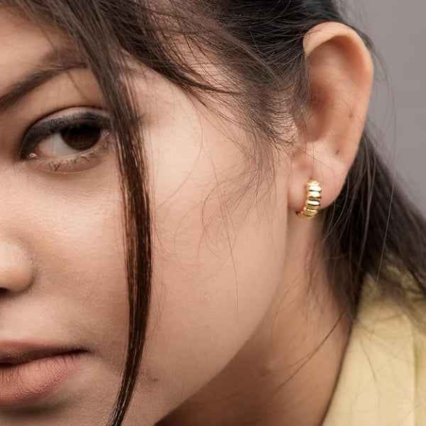 Gold Croissant Hoops | 14k Gold Chunky Huggie Earrings | Ribbed Hoops