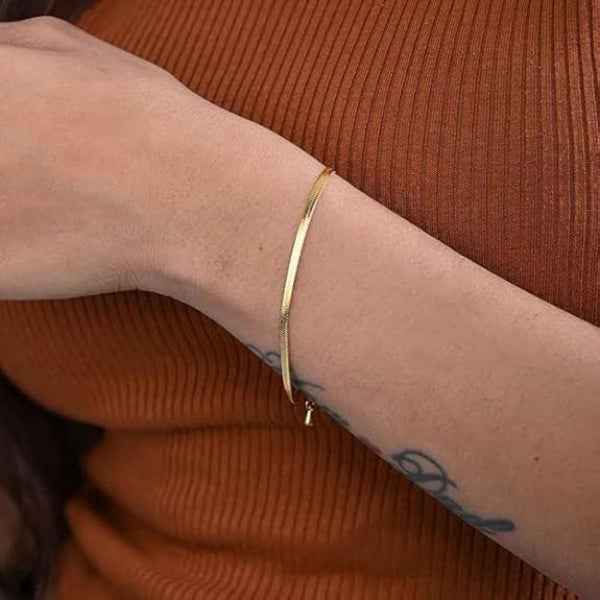 Stunning Gold Herringbone Snake Chain Bracelet | Chic Flat Link Jewelry