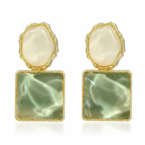 Chic Gold Plated Resin Drop Earrings: Geometric Statement Jewelry