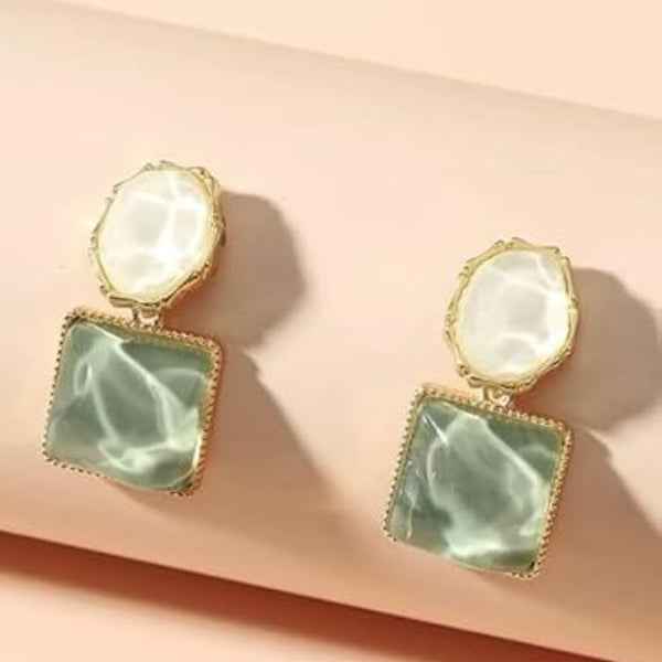 Chic Gold Plated Resin Drop Earrings: Geometric Statement Jewelry