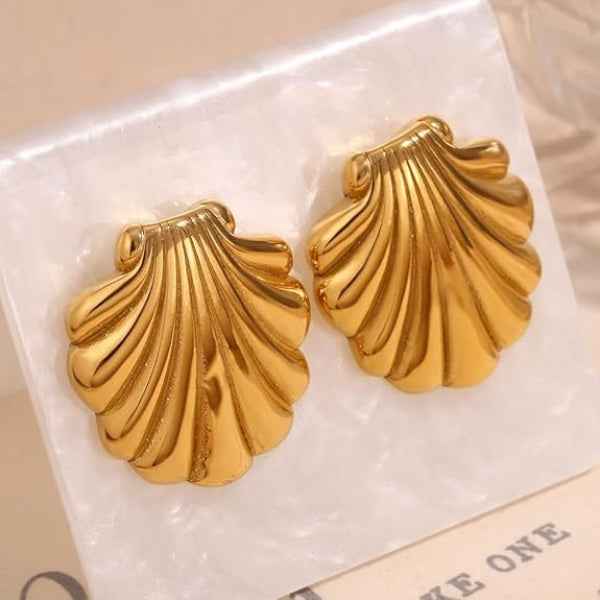 Chic Gold Seashell Earrings – Beach Inspired Statement Studs