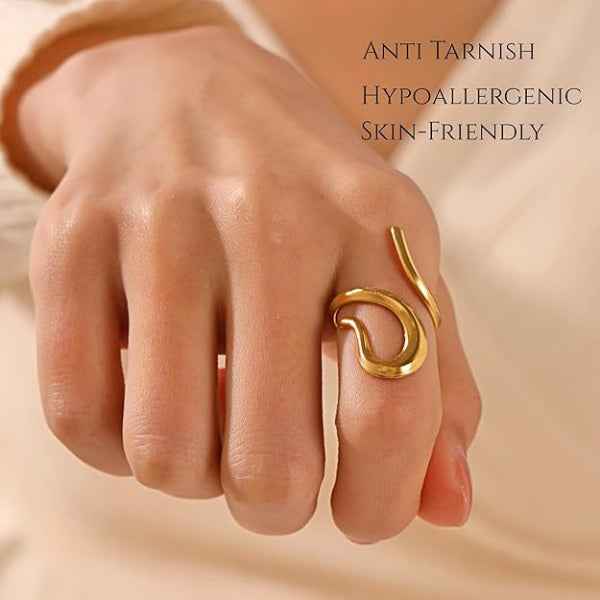 Gold Swirl Ring: Adjustable Wave Band for Chic Statement Jewelry