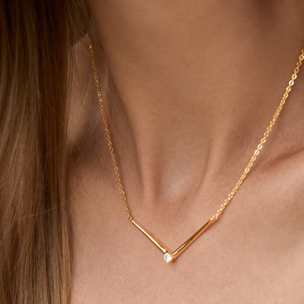 Dainty Gold V Necklace – Minimalist Bar Pendant with Zirconia