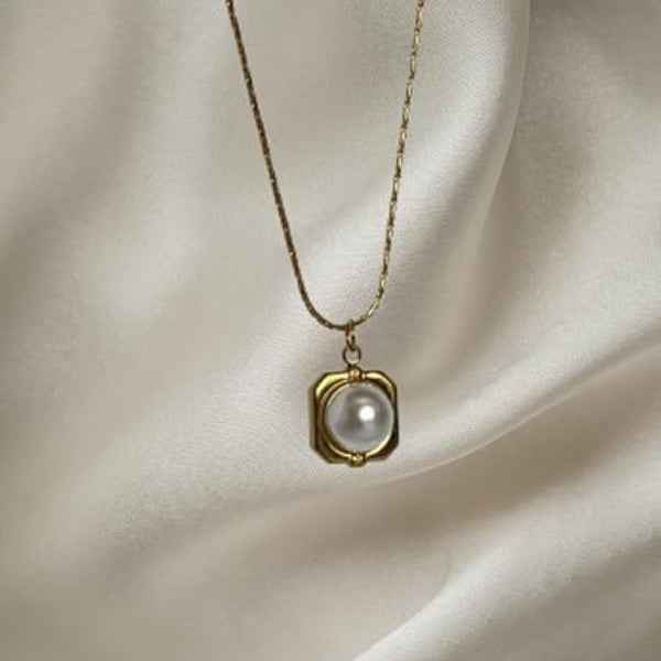 Minimalist Gold Pearl Lariat | Luminous Fluid Y-Necklace Jewelry