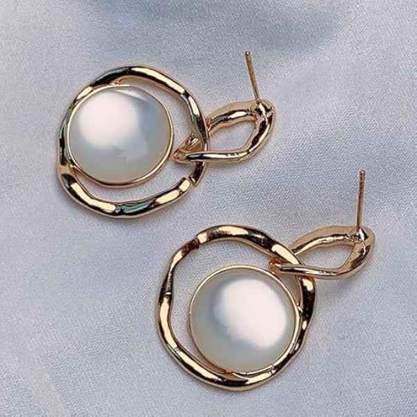 Modern Gold Pearl Earrings Sculptural Dangle Drop Jewelry Trend