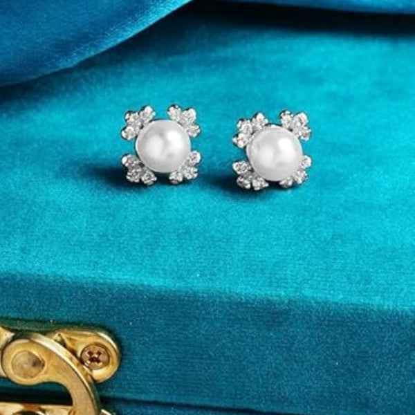 Pearl Diamond Stud Earrings: Classic Cluster Fine Jewelry for Women