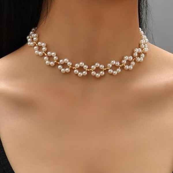 Radiant Pearl Flower Choker | Sophisticated Gold Floral Necklace