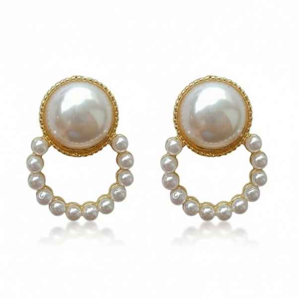 Elegant Pearl Stud Earrings with Gold Circle Dangle Design