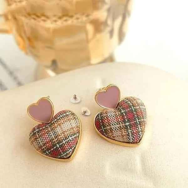 Chic Plaid Heart Earrings – Dangle Studs with Enamel Accent