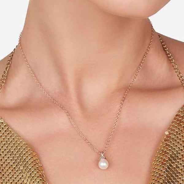 Elegant Rose Gold Pearl Pendant Necklace | Delicate & Classic
