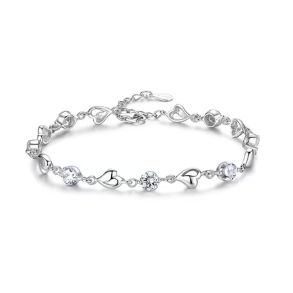 Stunning Silver Bracelet with Heart Link & Chic Cubic Zirconia