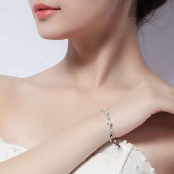 Silver Bracelet with Wave Link Design & Sparkling Cubic Zirconia