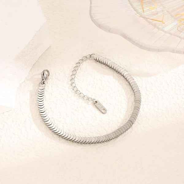 Bold Silver Herringbone Snake Chain Bracelet | Flat Metallic Jewelry