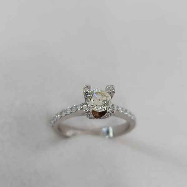 Silver Solitaire Ring: Round Cut Stone Classic Engagement Band