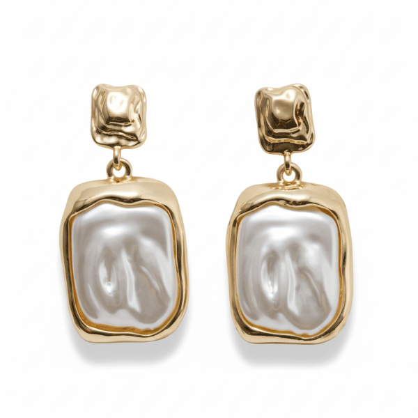 Chic Gold Statement Drop Earrings with Chunky Faux Pearl